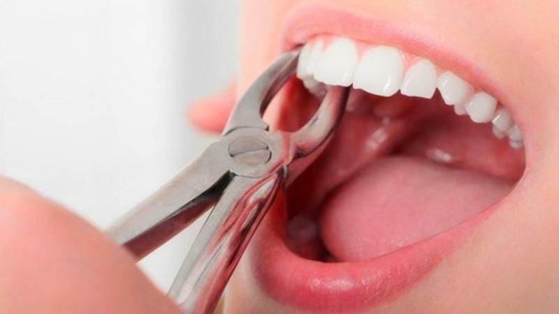 Can a tooth be hurt from a tooth?