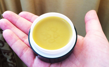 Cream-vax Hälsosamt från svamp - beskrivning och fördelar