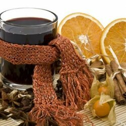 Vi behandlas för förkylning med hjälp av te: välsmakande, användbar och effektiv