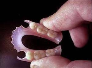 Jednotlivé problémy s zubní protézy