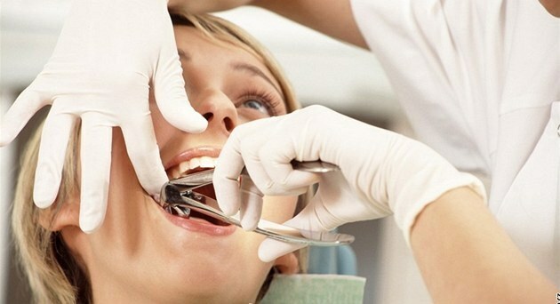 Kaip ištraukti dantis anestezijos metu?