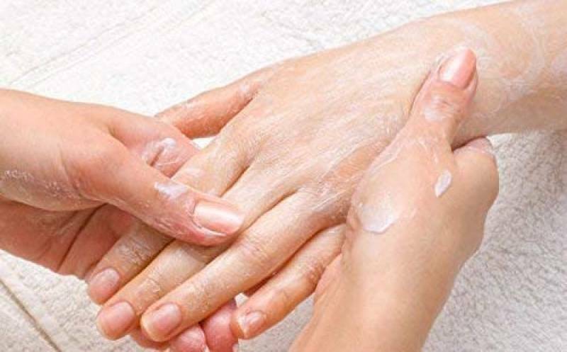Professionele schoonheidsverzorging: massage, manicure