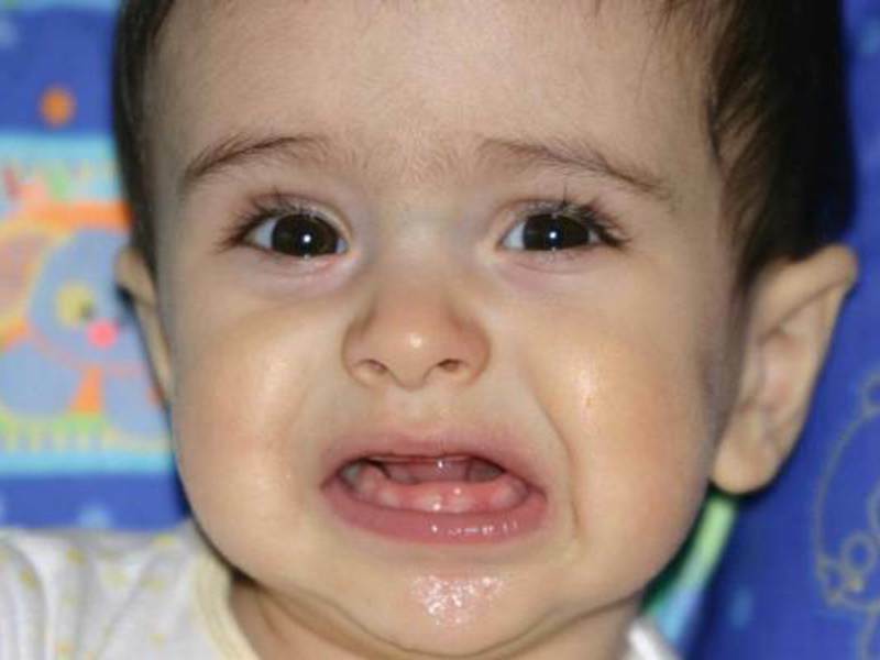 As gengivas esfregaço quando dentição do bebê: drogas