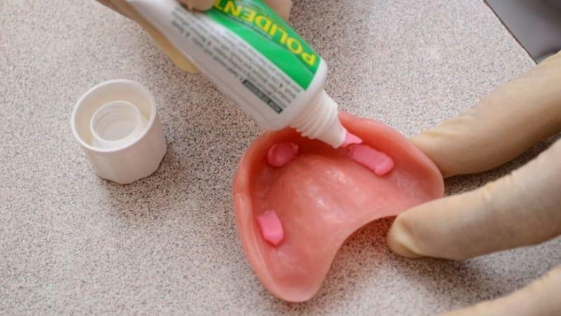 Adhesive for dental prostheses made of plastic: expert reviews