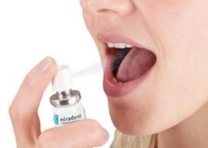 Comment se débarrasser de l'odeur de cigarette de votre bouche: des moyens rapides et faciles