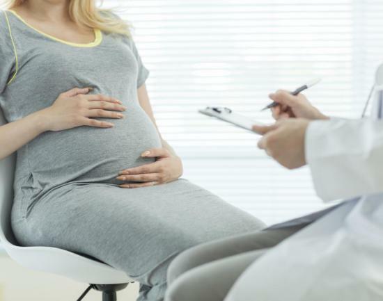 Polip dari kanal serviks selama kehamilan: Apa berbahaya?