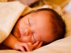 Jaká je léčba novorozenecké žloutenky