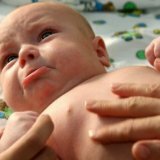 Pain in the abdomen of newborns