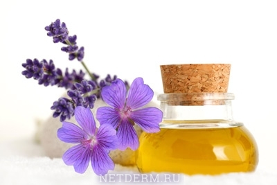 Lavender oil for the treatment of skin diseases