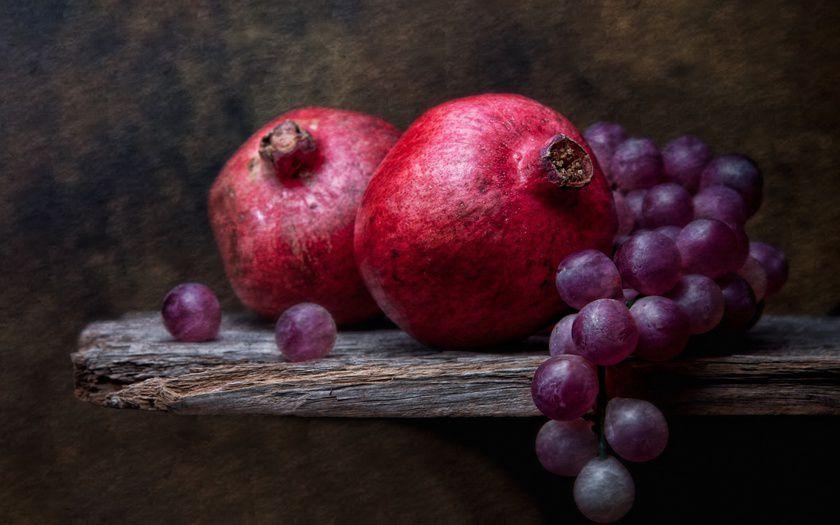It is better not to buy grapes and pomegranates temporarily and do not eat