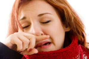 La sinusitis puede ser causada por una serie de razones