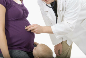 Hoesten tijdens de zwangerschap: Is het mogelijk voor zwangere Mukaltin hoest?