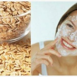 Mask-with-oats-flakes