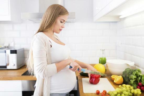 En el embarazo, la enfermedad es tratada por el cumplimiento de la dieta