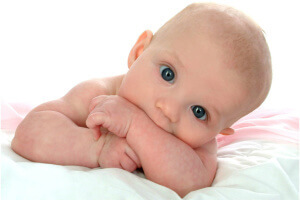 tratamiento seguro de la rinitis en los bebés