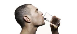 Vodka so soľou na hnačku: recept, princíp účinku, kontraindikácie
