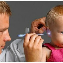 The ear has a child, treatment at home
