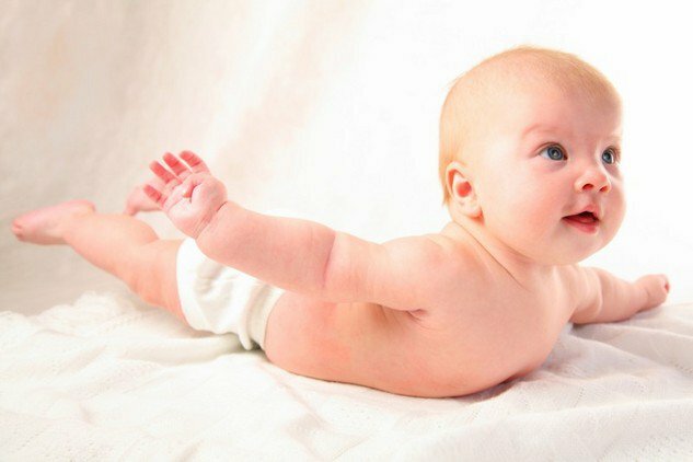 Příznaky koliky u kojenců
