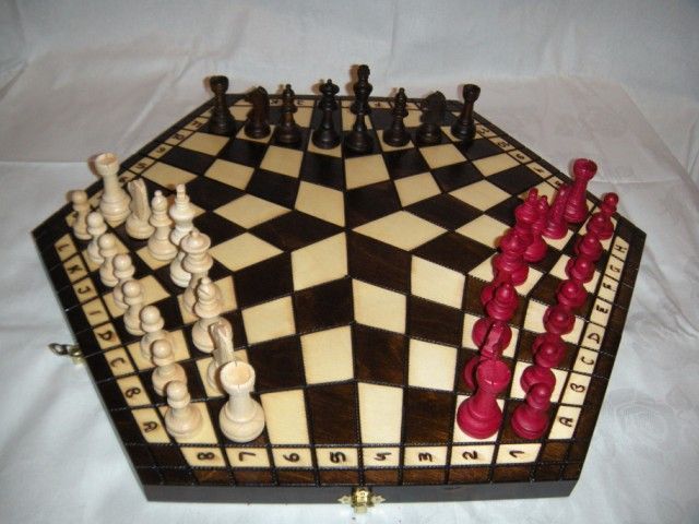 šah za troje