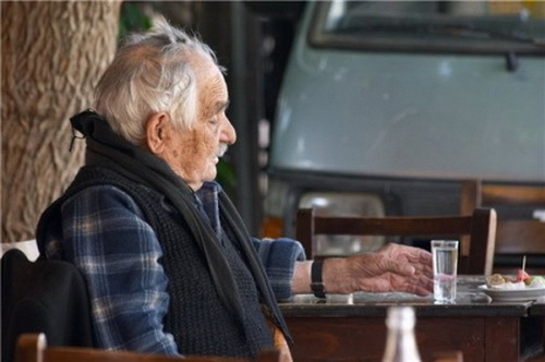 Značajke razvoja alkoholizma u starijih osoba: