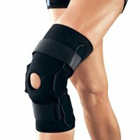 Bandage op de knie met een meniscus