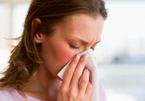 Hay muchos factores que causan la inflamación de la mucosa nasal