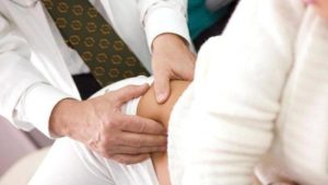 Palpation af maven for blindtarmsbetændelse