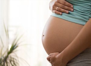 Aizcietējums grūtniecības laikā: ko darīt agrīnā un vēlīnā stadijā