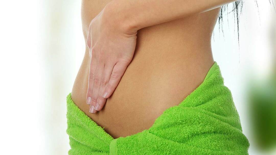 Akne i stomak: crijevna čišćenja pravila kod kuće