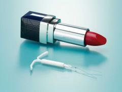 IUD berhubungan dengan alat kontrasepsi perempuan