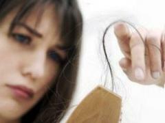 O que pode ser causada por súbita perda de cabelo