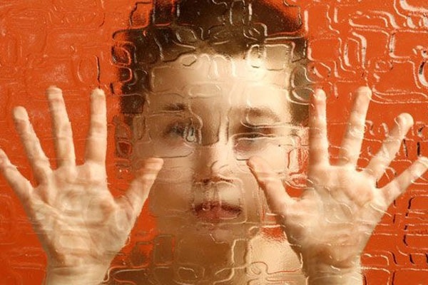 Autisme hos børn: Liv i fangenskab med sit eget univers