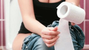 Aambeien bij vrouwen: tekenen, symptomen, oorzaken en behandeling van de ziekte