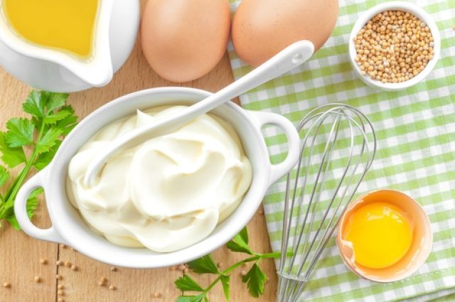Dommages de la mayonnaise pour les hommes: quel est le danger