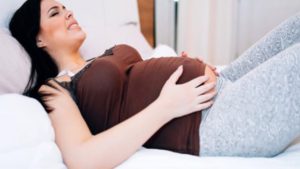 Gravid med buksmärtor