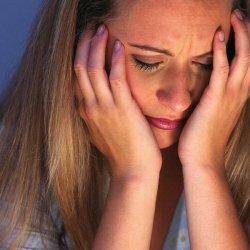 Angst: Oorzaken van symptomen en behandeling
