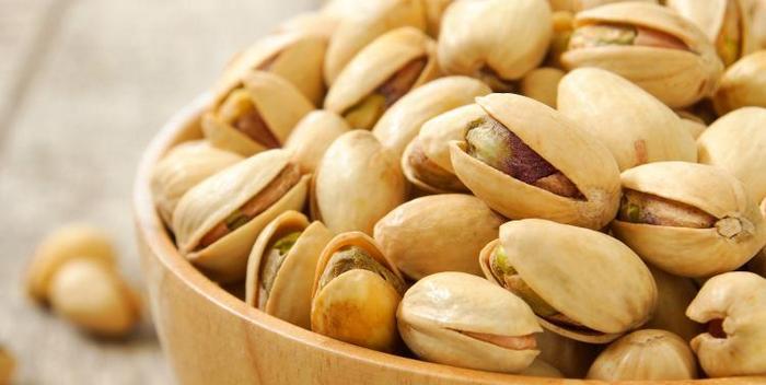 Fördelar och nackdelarna med pistagenötter för män