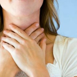 Behandlung von Kräutern im Nasopharynx und Kehlkopf