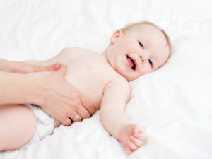 Massageando a barriga