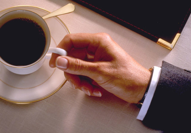 Caffè per uomini: quale può essere il danno della bevanda per la salute
