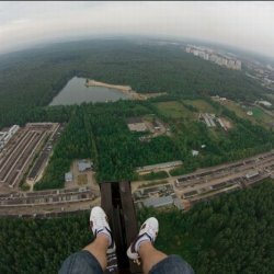 Causes and treatment of acrophobia( fear of heights)