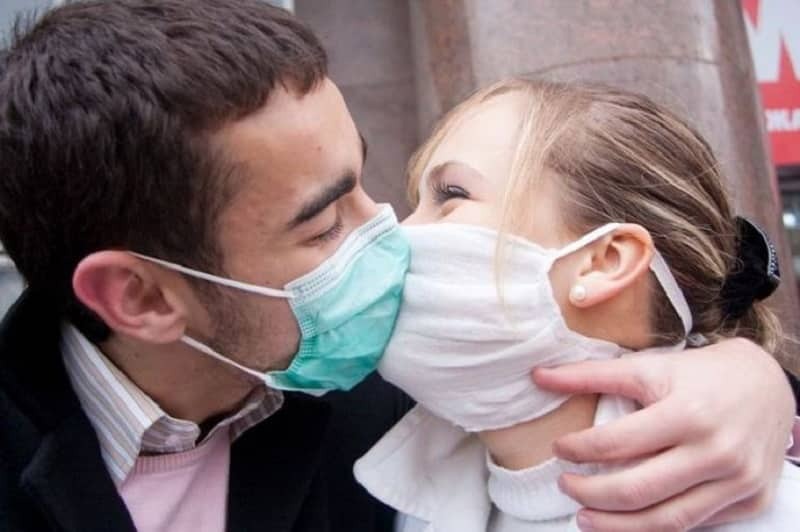 Jak jest zapalenie jamy ustnej u dzieci i dorosłych, i czy jest zaraźliwy
