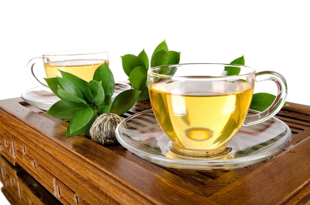 Grüner Tee: Harm und Vorteile