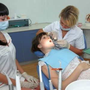 at-tahansa-kolmanneksen raskausajan-can-hoito-hampaiden kanssa anestesian