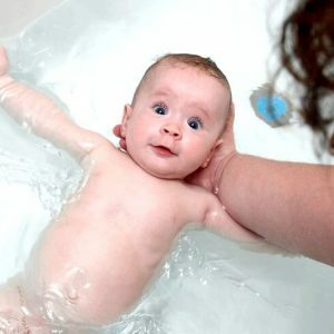 bébé de bain