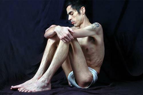 Mannelijke anorexia foto