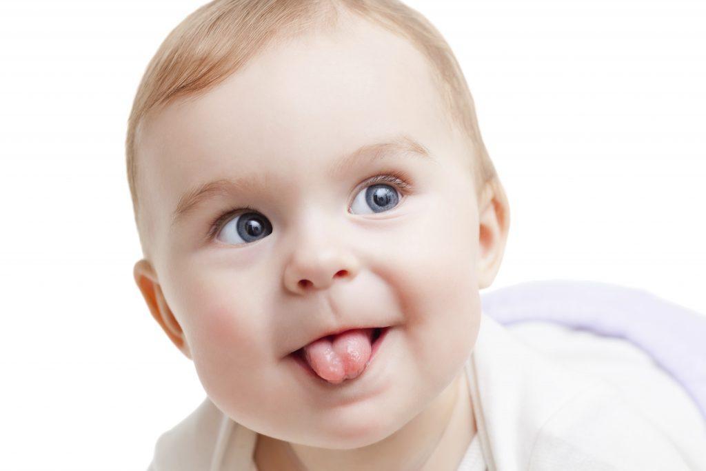 Svaka promjena i zatezanje cvjetanja jezika razlog je da obratite pozornost na zdravlje bebe.