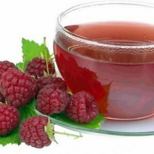 Tea with raspberries