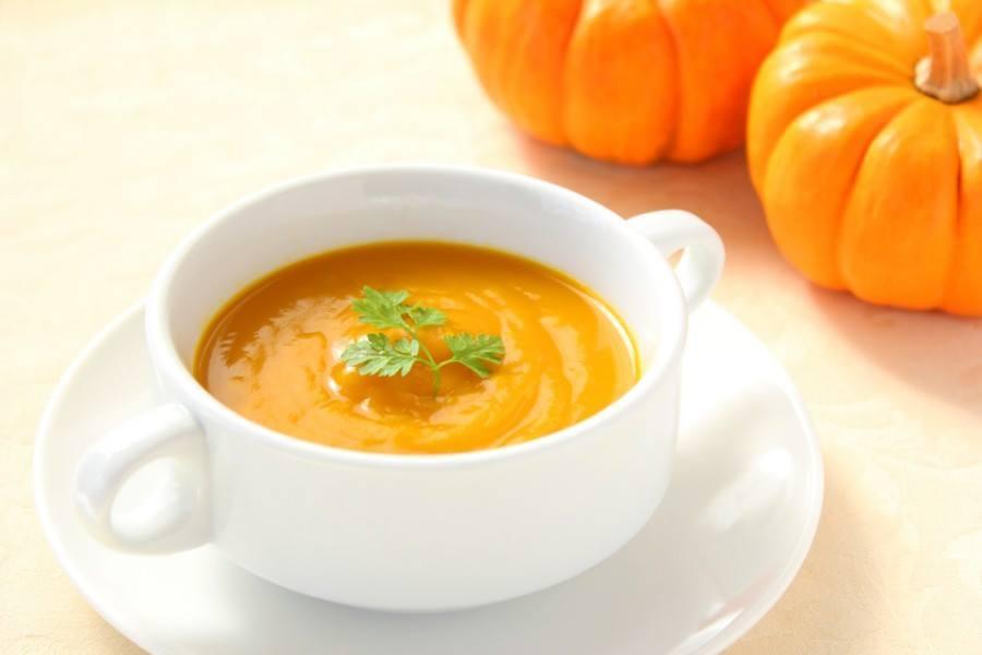 Pumpkin puree soup