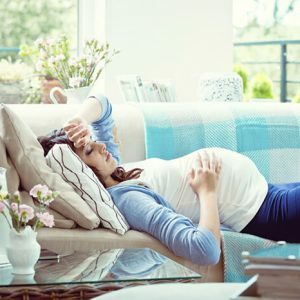 What to take with pregnant women with headache